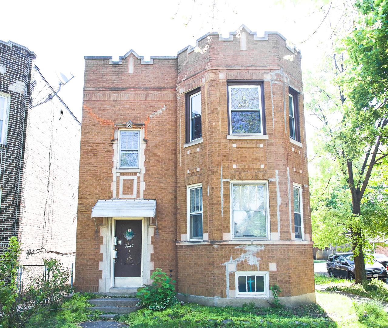 3647 Oak Park Ave., Berwyn, IL 60402