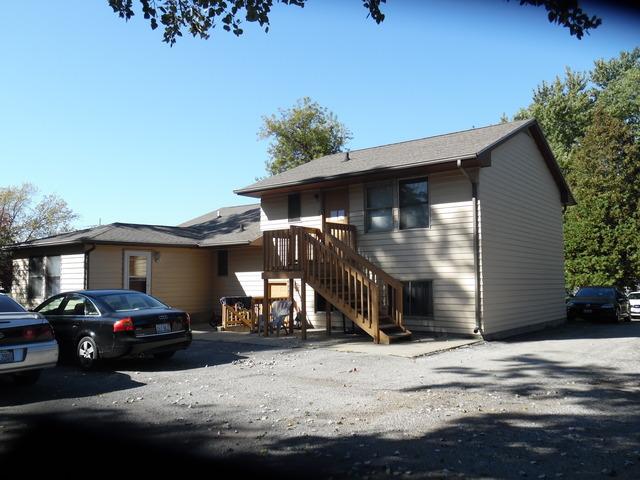 704 High Ter., Dekalb, IL 60115