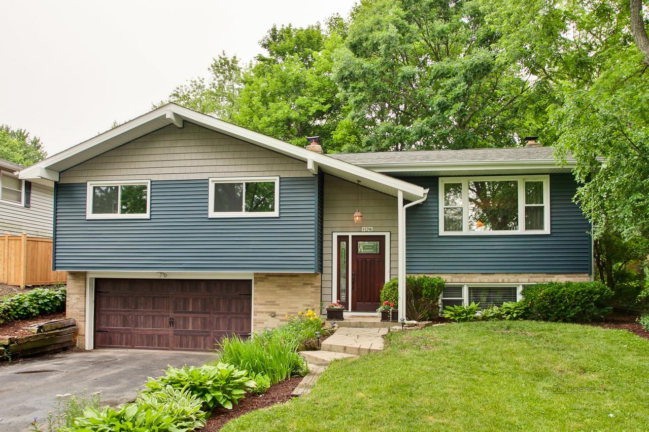 33296 N Greentree Rd., Grayslake, IL 60030