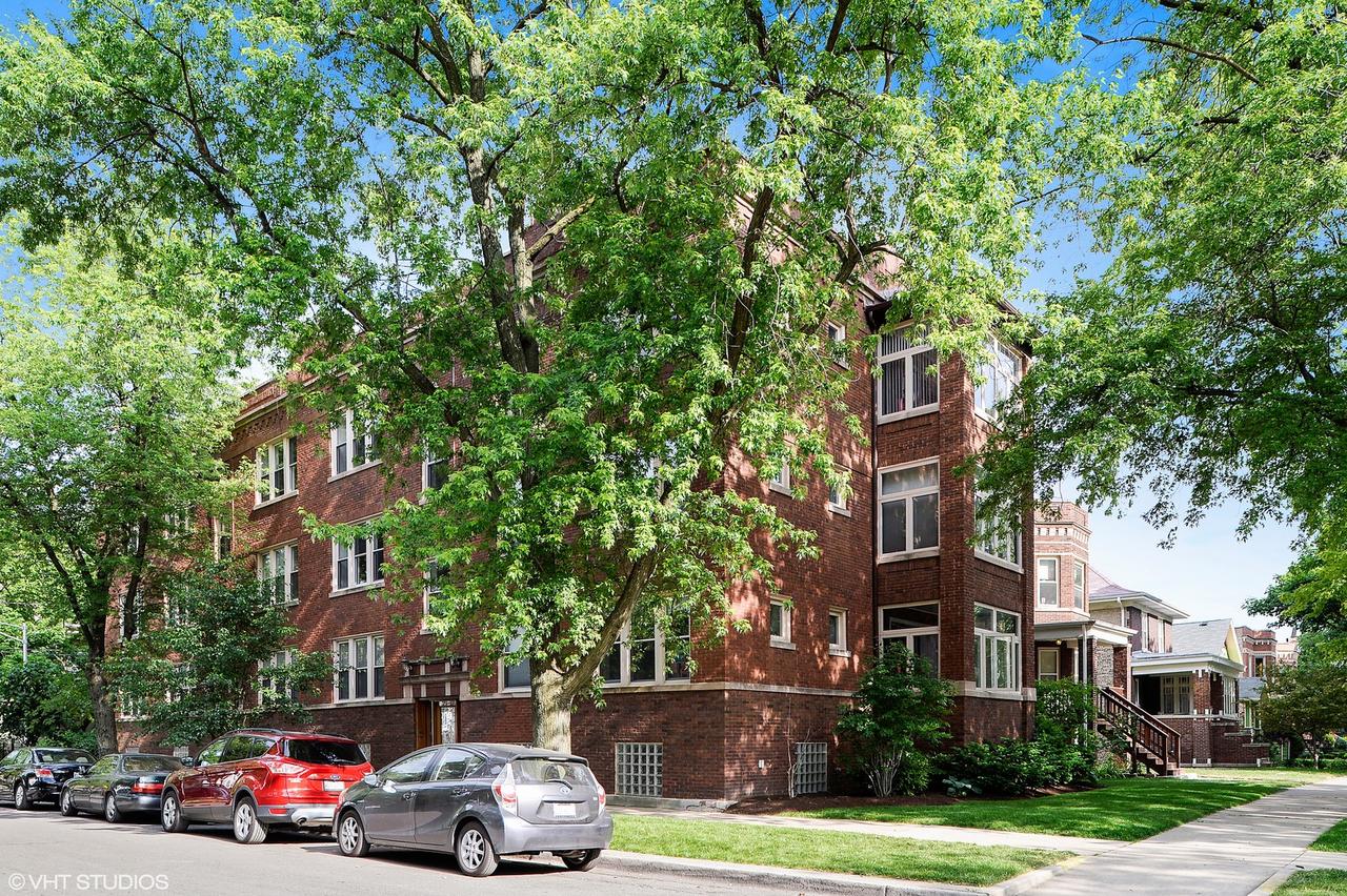 3751 W Byron St. #3, Chicago, IL 60618