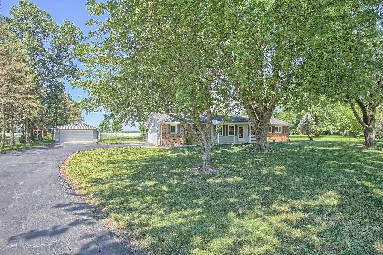 615 S Oakwood St., Oakwood, IL 61858