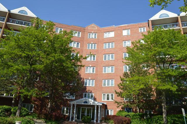 6701 N Milwaukee Ave. #705, Niles, IL 60714