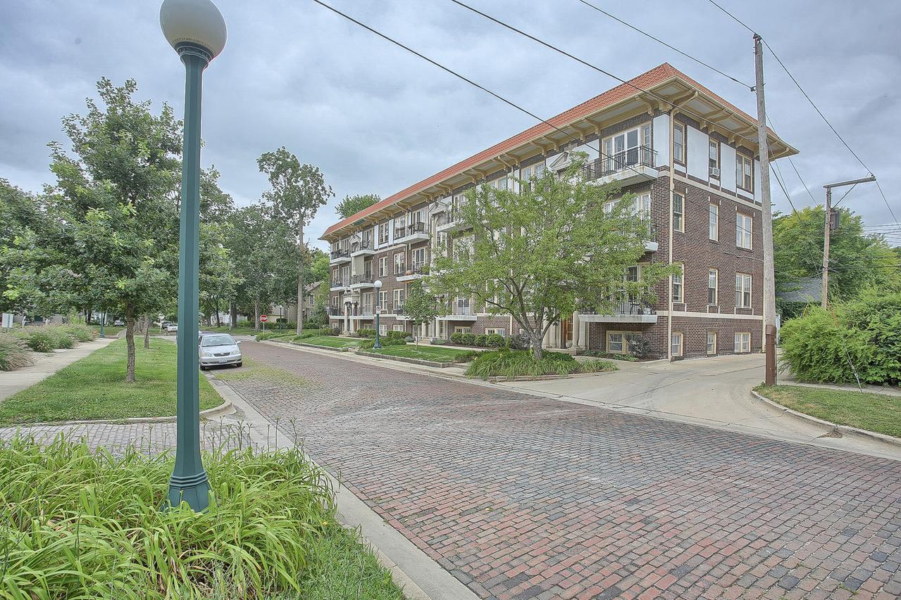 410 N Prairie St. #5, Champaign, IL 61820