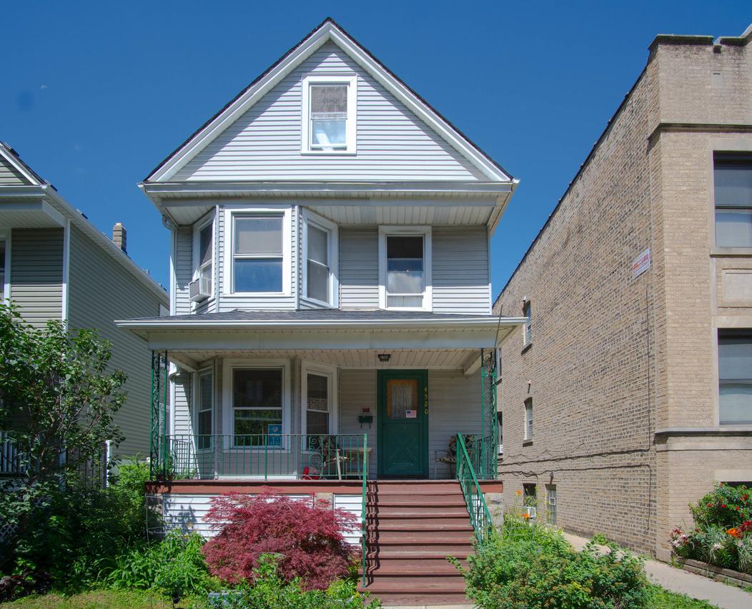 4520 N Avers Ave., Chicago, IL 60625