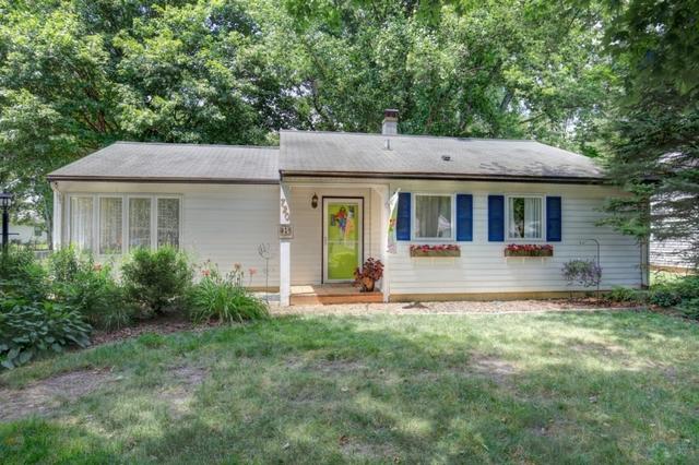 720 Southwest Dr., Champaign, IL 61820