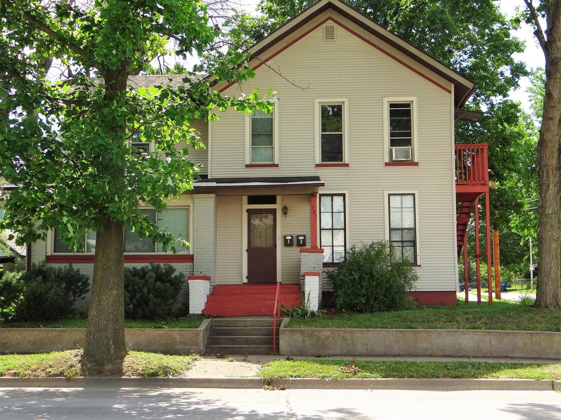 703 N Randolph St., Champaign, IL 61820