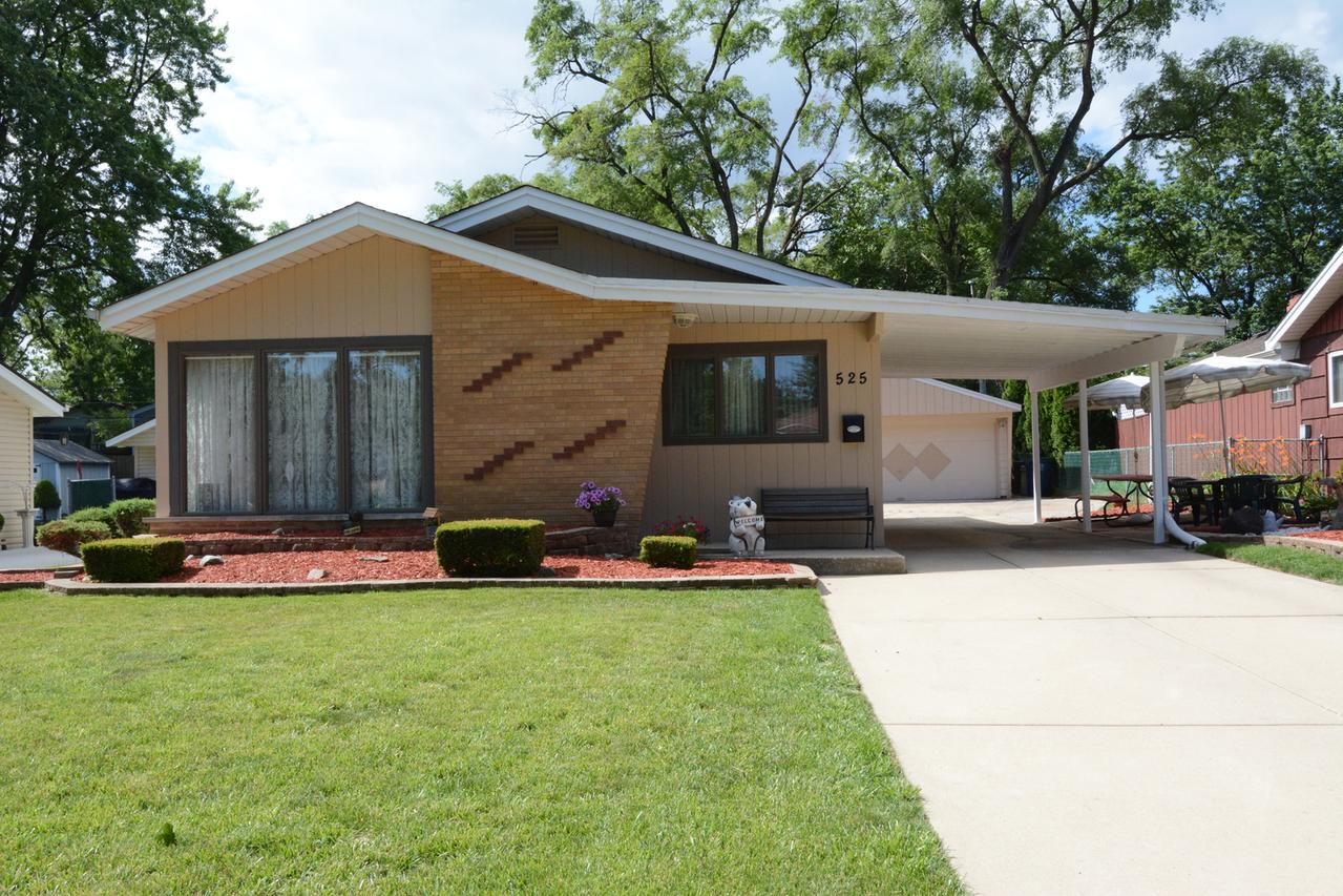 525 W Byron Ave., Addison, IL 60101