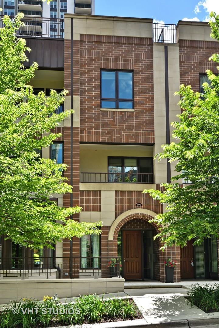 403 E Benton Pl., Chicago, IL 60601