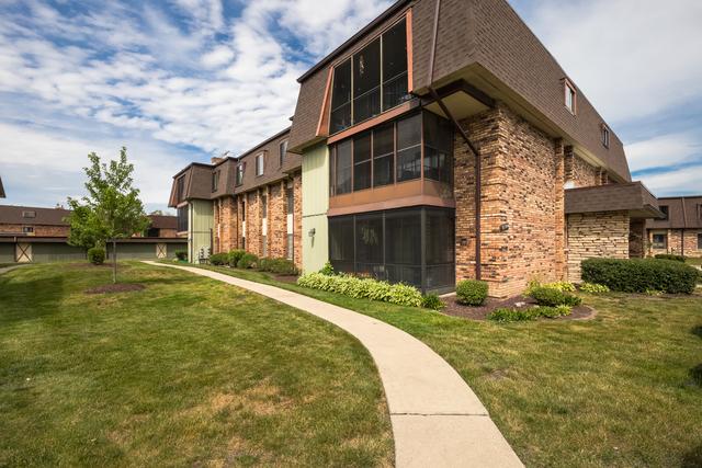 9194 South Rd. #F, Palos Hills, IL 60465