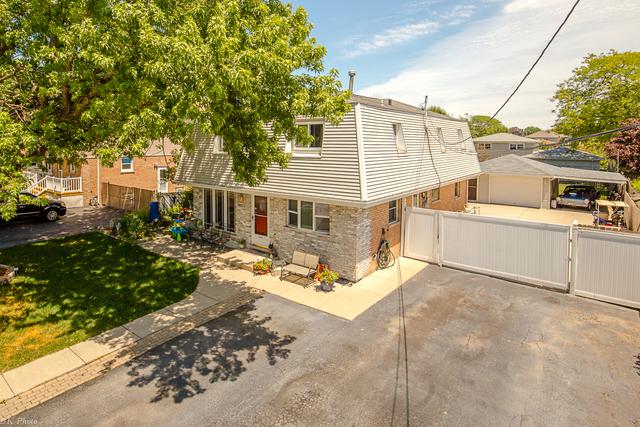 8823 Meade Ave., Oak Lawn, IL 60453