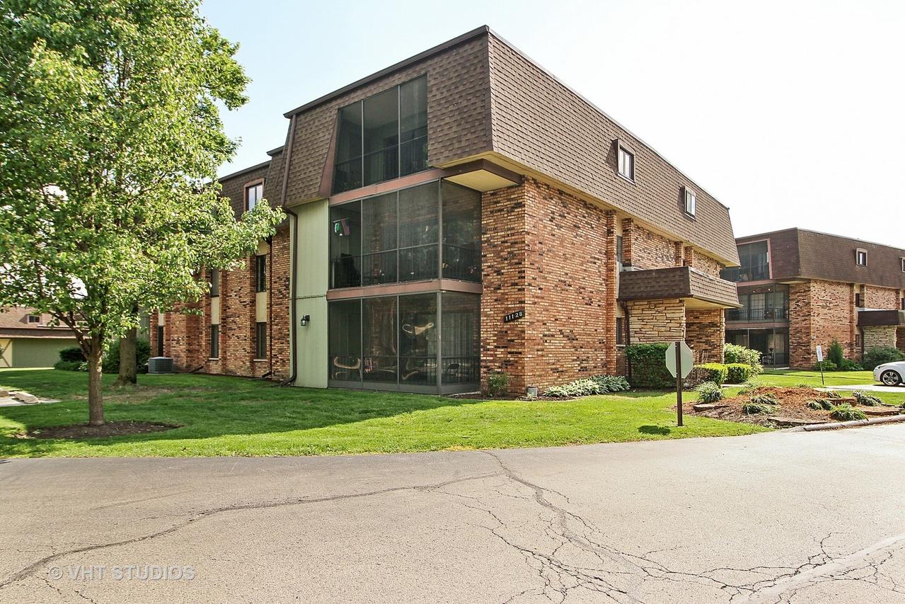 11128 Northwest Rd. #E, Palos Hills, IL 60465