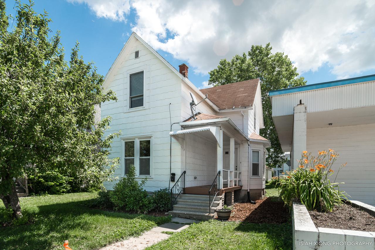 324 N 6th St., Dekalb, IL 60115