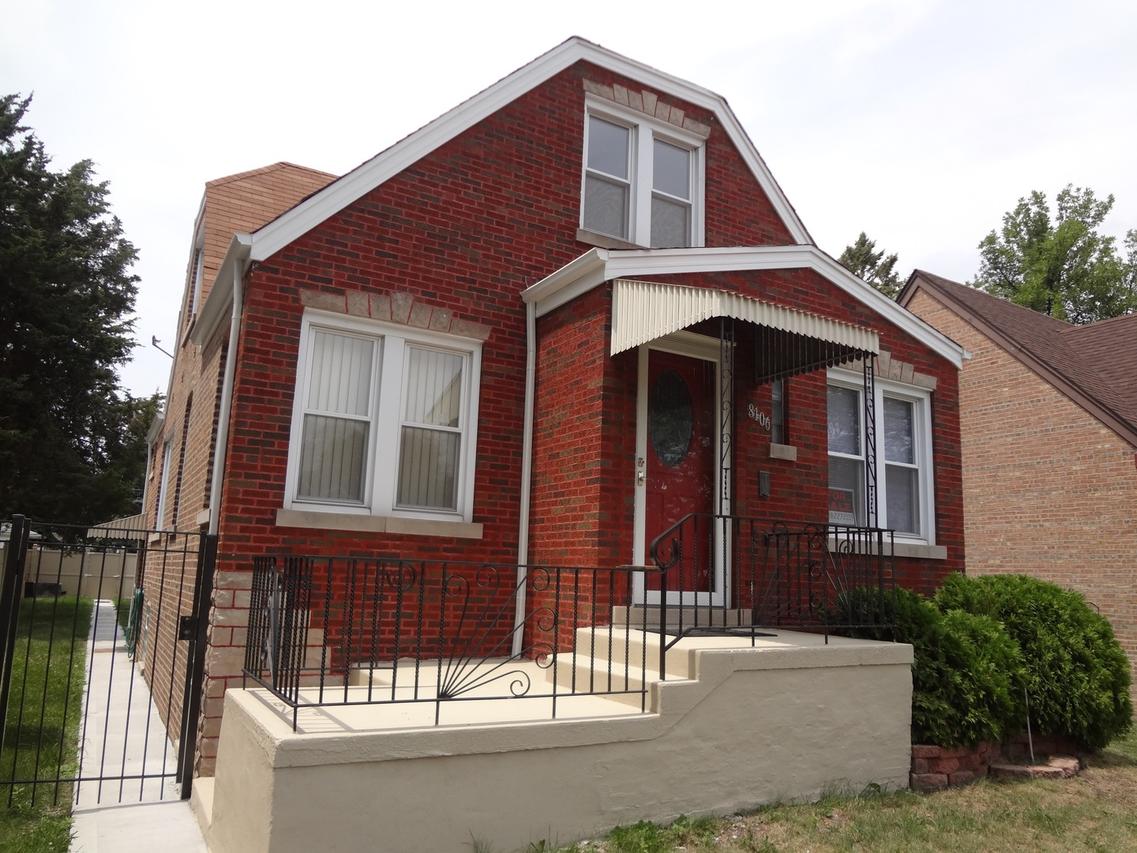 8106 S Maplewood Ave., Chicago, IL 60652