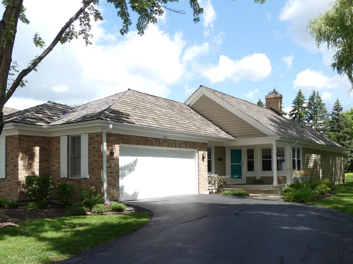 401 Park Barrington Dr., Barrington, IL 60010