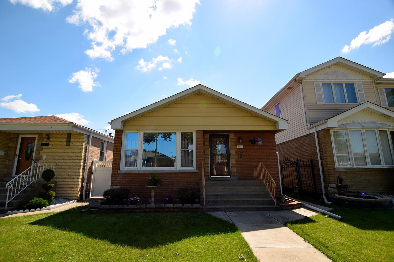 4333 S Trumbull Ave., Chicago, IL 60632