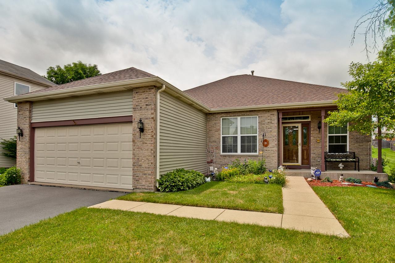 120 N Inverness Ct., Round Lake, IL 60073