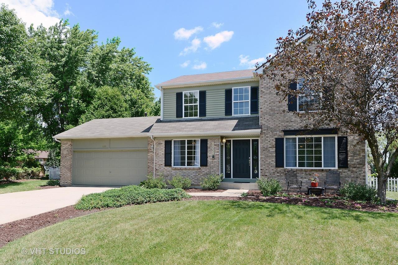 128 Arbor Ave., Sugar Grove, IL 60554