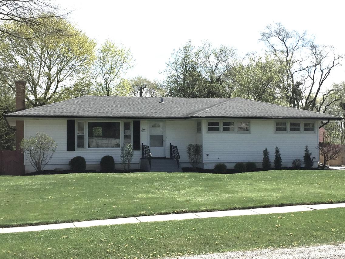 115 N Midlothian Rd., Mundelein, IL 60060