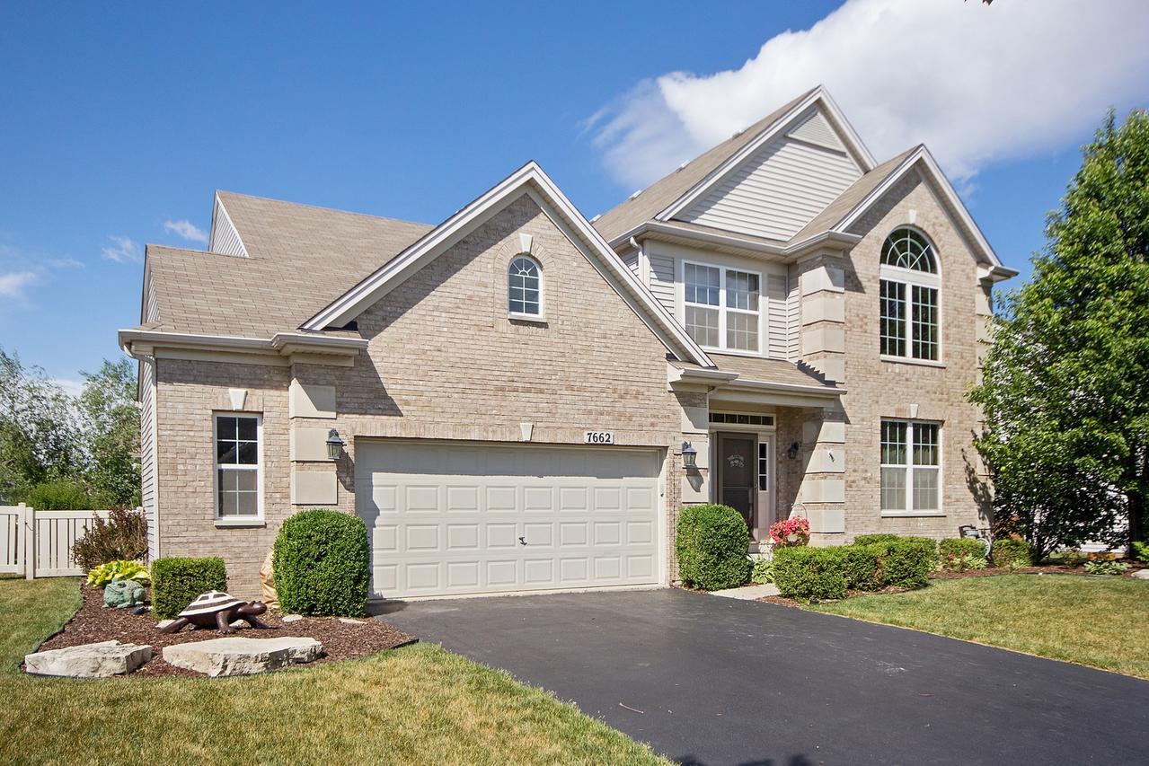 7662 Pin Oak Ct., Plainfield, IL 60586