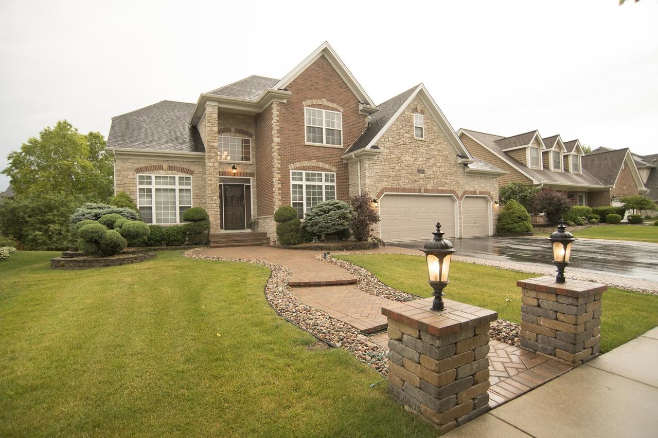 2616 Freeland Cir., Naperville, IL 60564