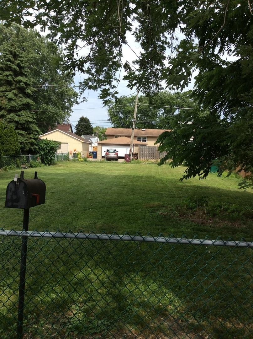10507 Oxford Ave., Chicago Ridge, IL 60415