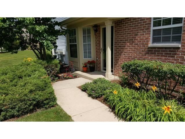 532 Pembrook Ct. #A, Crystal Lake, IL 60014