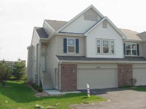 2909 Saganashkee Ln. #1, Naperville, IL 60564