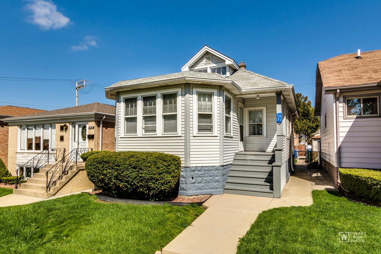 5431 N Neva Ave., Chicago, IL 60656