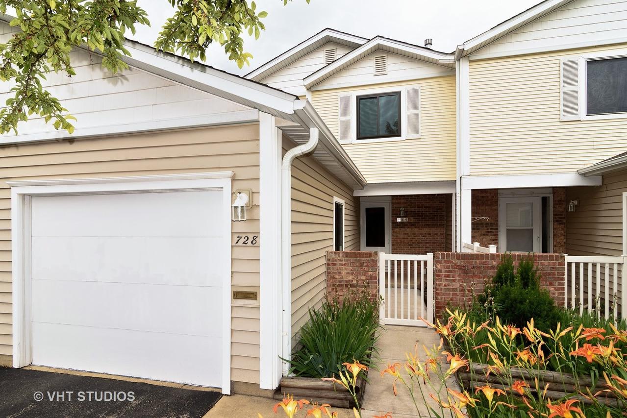 728 Starboard Point #149C, Schaumburg, IL 60194