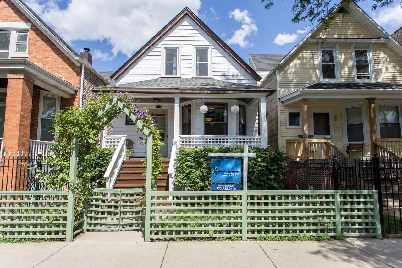 2453 N Springfield Ave., Chicago, IL 60647