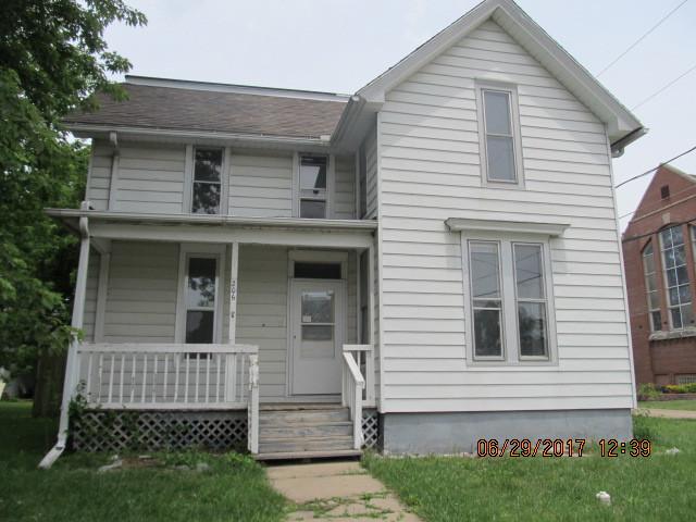206 E 7th St., Sterling, IL 61081