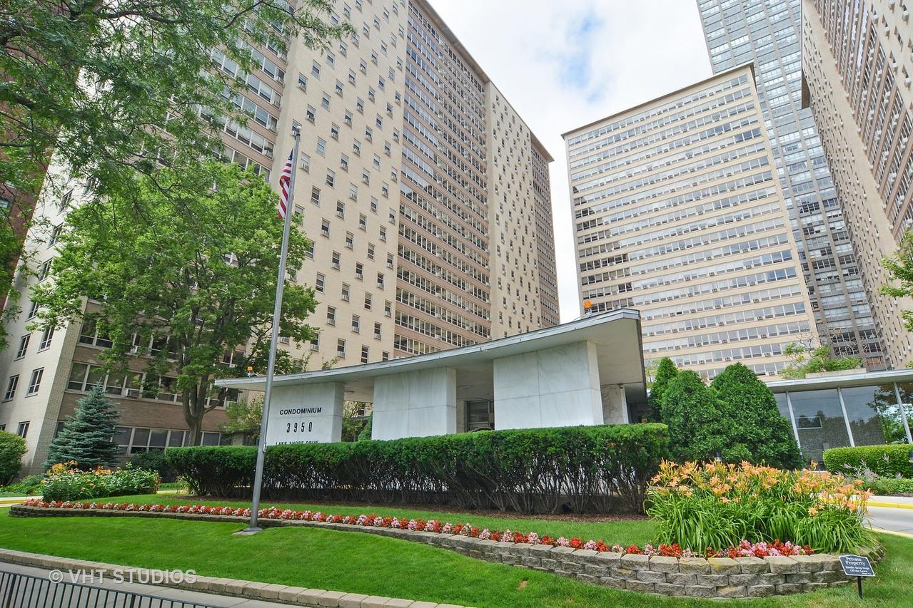 3950 N Lake Shore Dr. #1625, Chicago, IL 60613