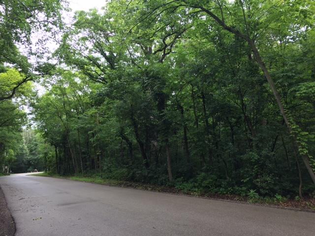 15299 W Old School Rd., Mettawa, IL 60048