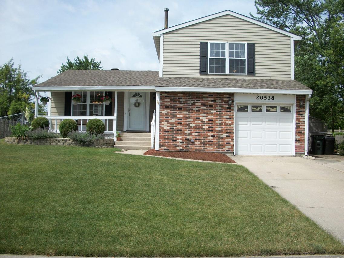 20538 S Frankfort Square Rd., Frankfort, IL 60423