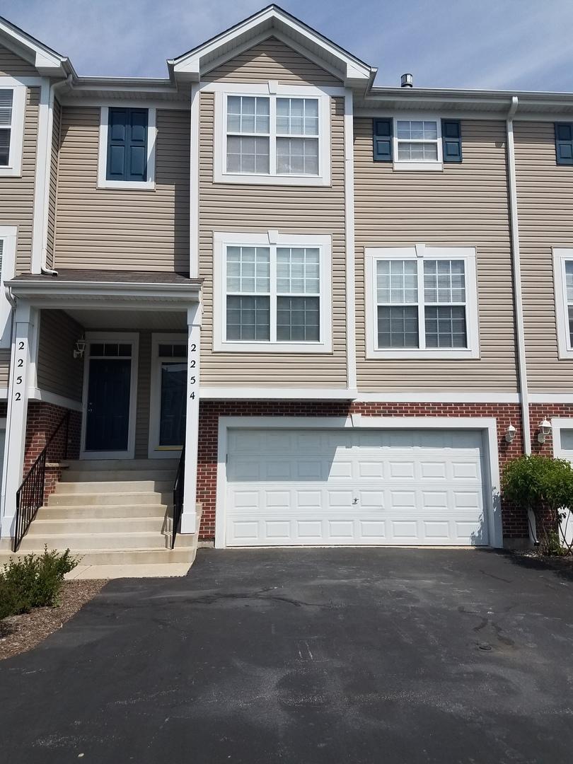 2254 Hudson Cir., Aurora, IL 60502