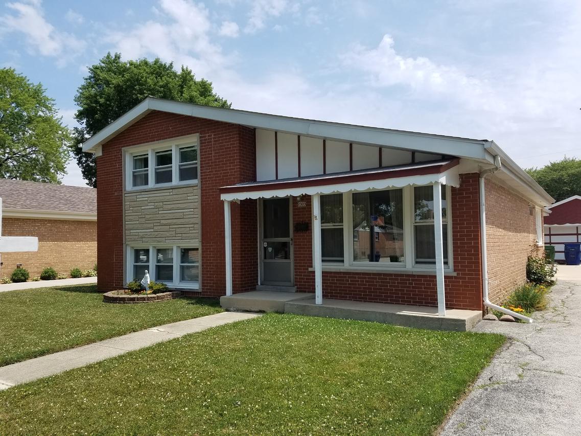 8909 S 50th Ave., Oak Lawn, IL 60453