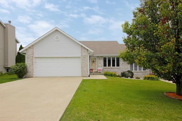 2214 Hillside Ct. #5, Freeport, IL 61032