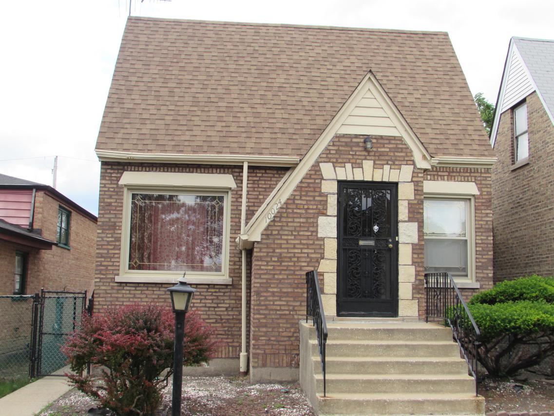 10024 S Prairie Ave., Chicago, IL 60628