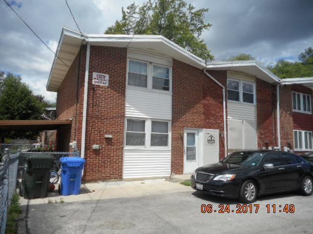 1329 Highland Dr. #E, Des Plaines, IL 60018