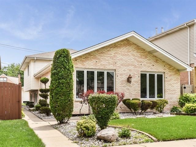 10637 S Whipple St., Chicago, IL 60655