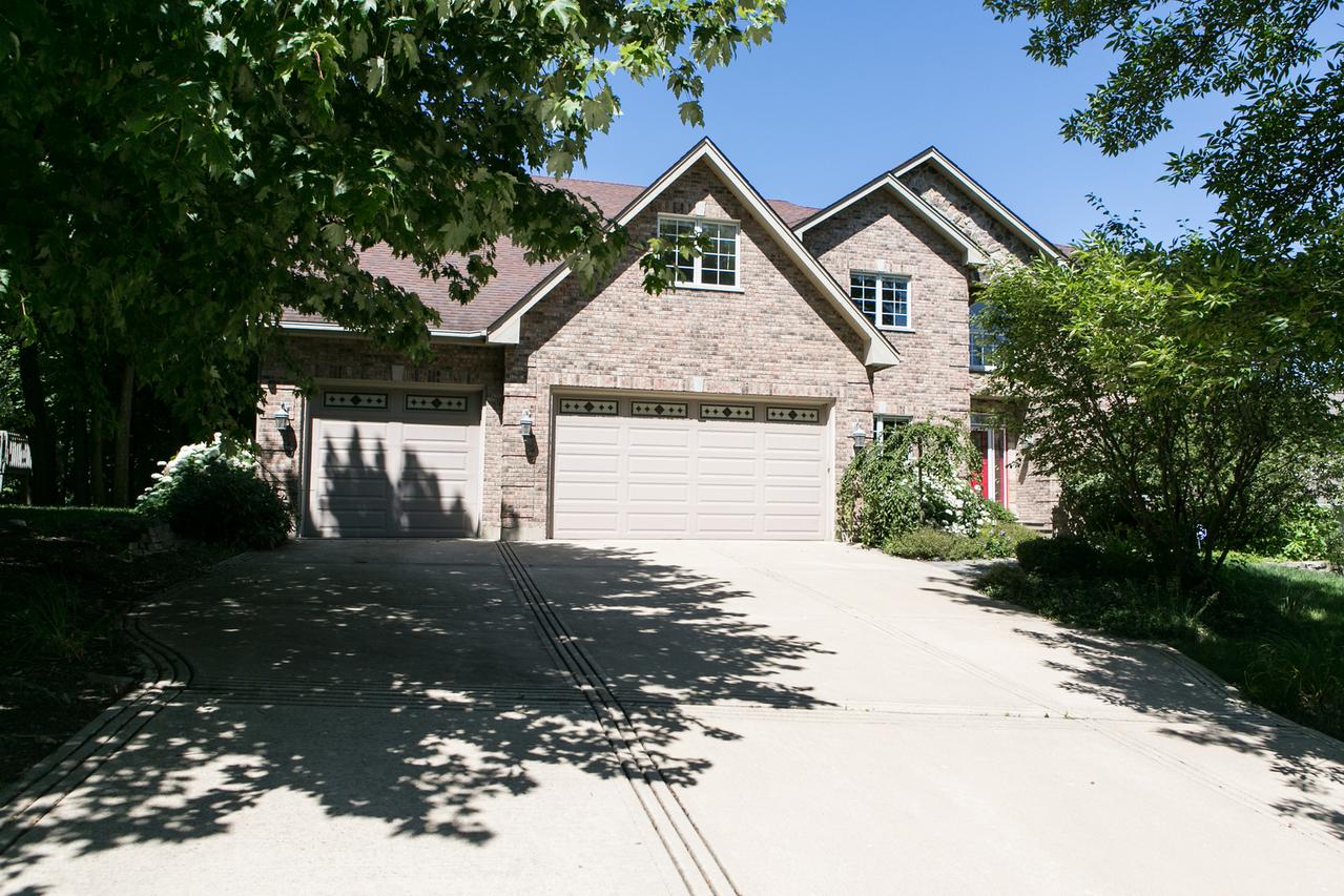 437 Delaware Cir., Bolingbrook, IL 60440