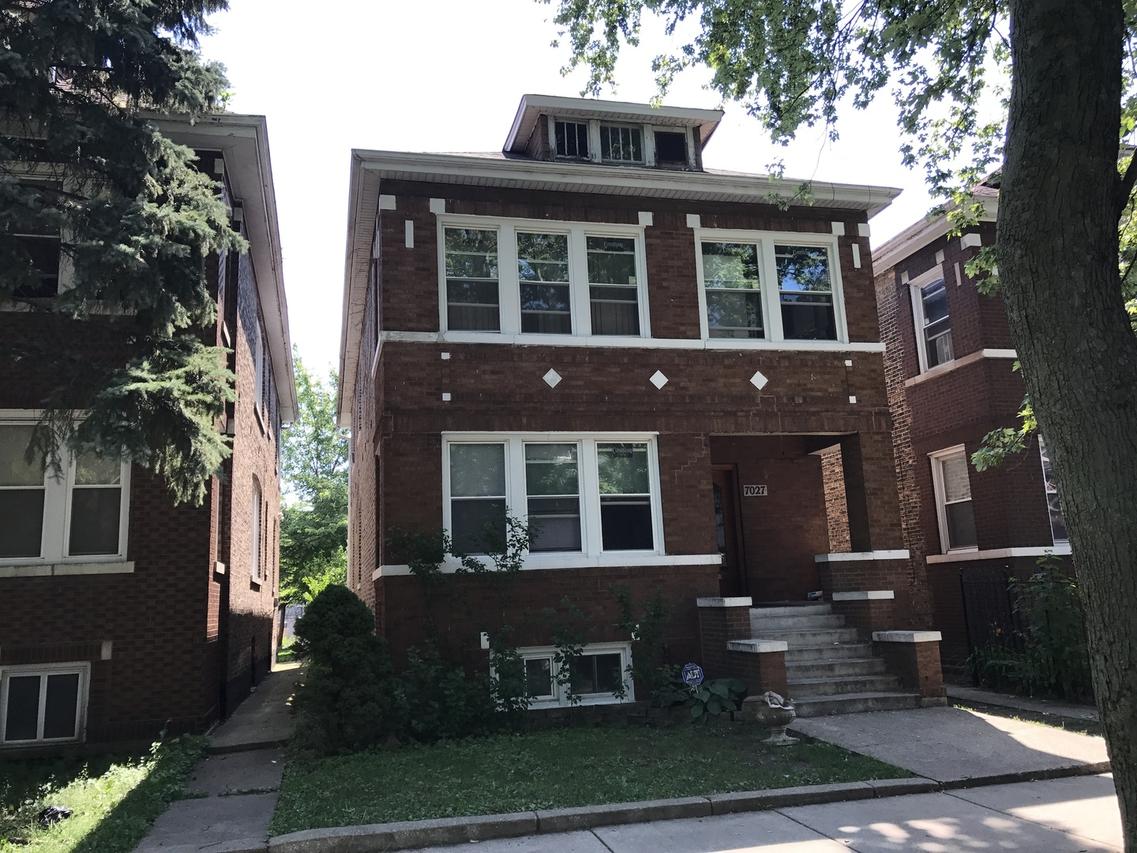 7027 S Rockwell St., Chicago, IL 60629