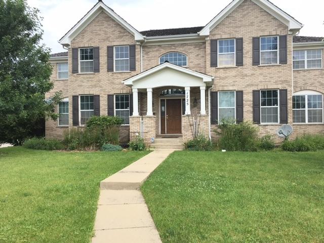 1725 Constitution Dr., Glenview, IL 60025