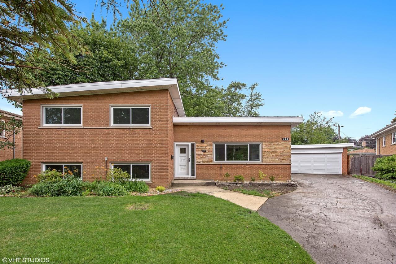 417 Wilshire Dr., Wilmette, IL 60091