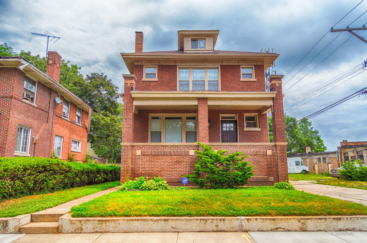 7447 S Luella Ave., Chicago, IL 60649