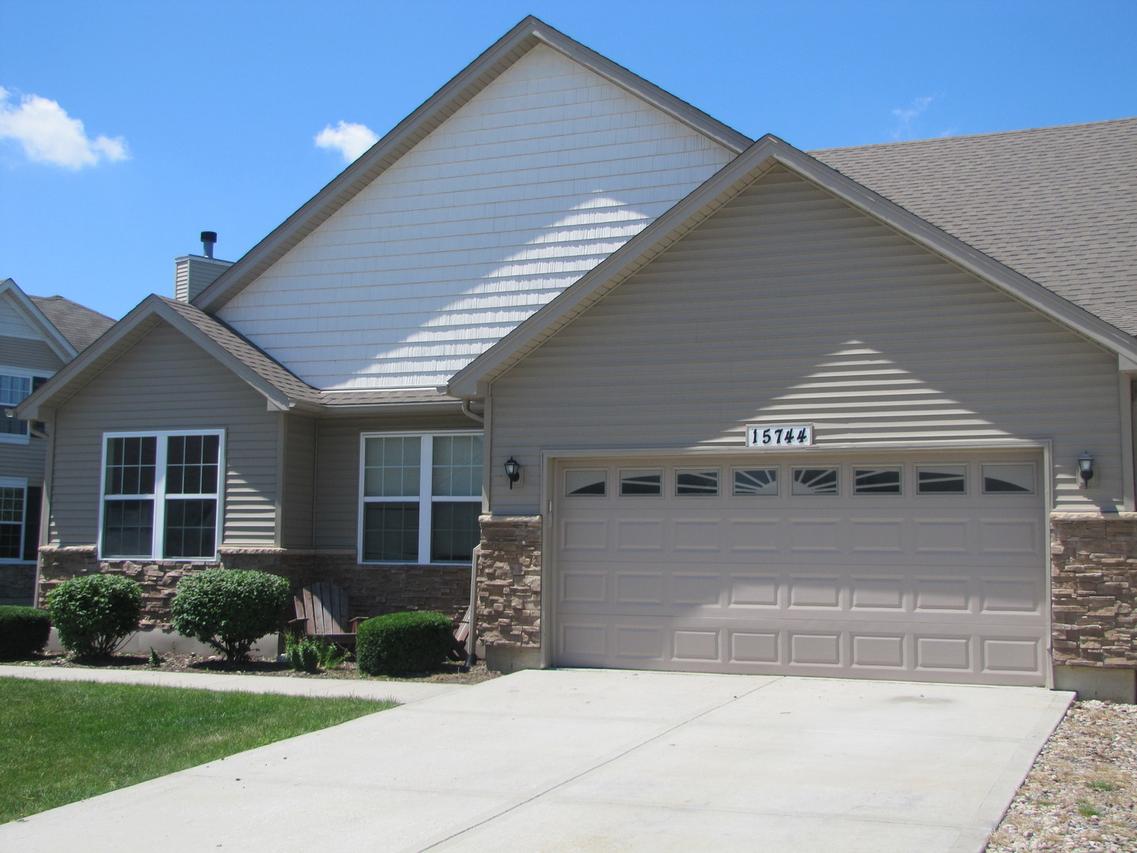 15744 Cove Cir., Plainfield, IL 60544