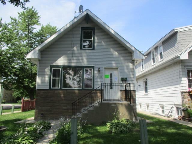 2700 N Mont Clare Ave., Chicago, IL 60707