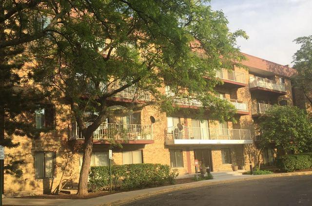 5450 Astor Ln. #205, Rolling Meadows, IL 60008