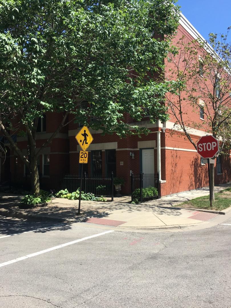 1359 W Fillmore St. #A, Chicago, IL 60607