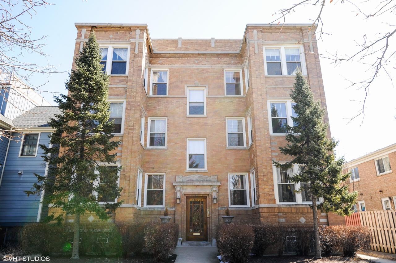 4421 N Hermitage Ave. #2S, Chicago, IL 60640